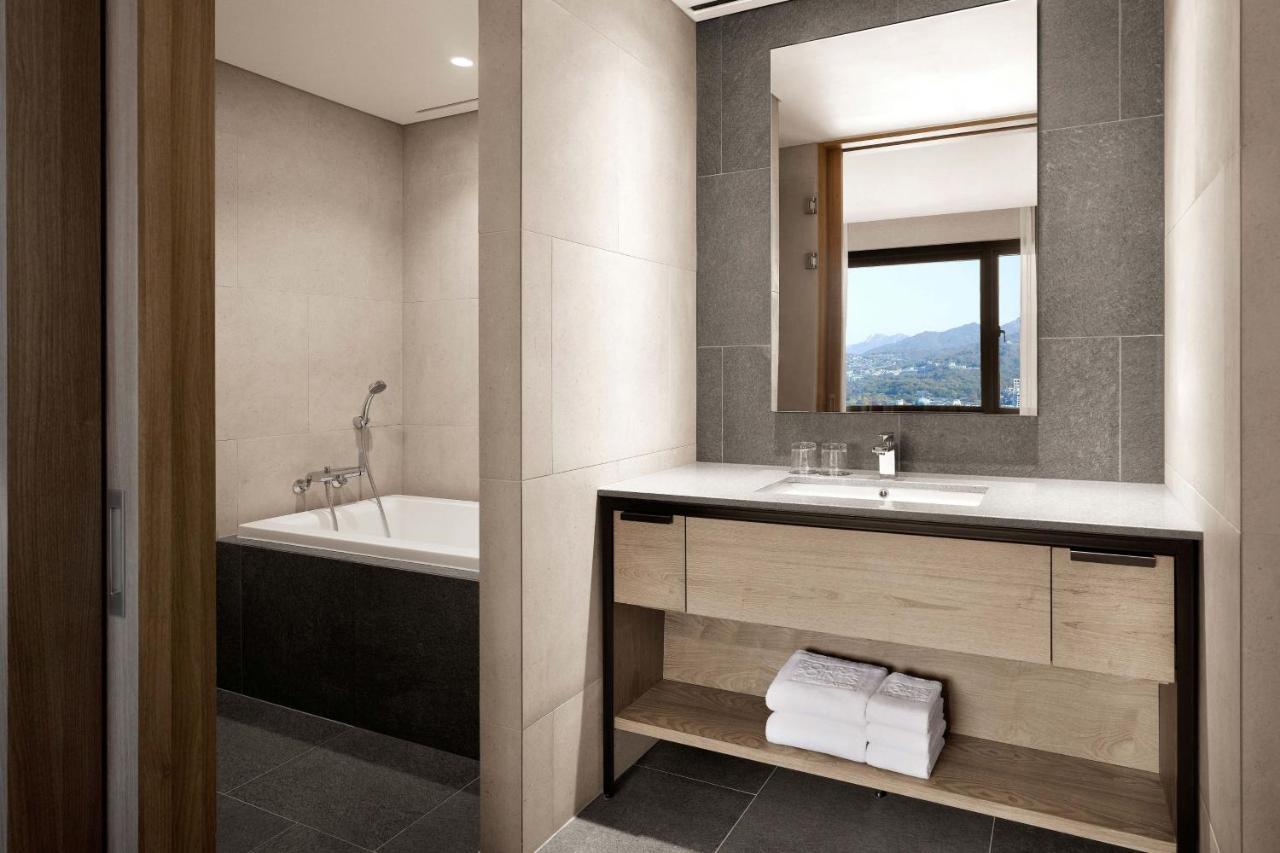 Four Points By Sheraton Josun, Seoul Myeongdong Екстер'єр фото