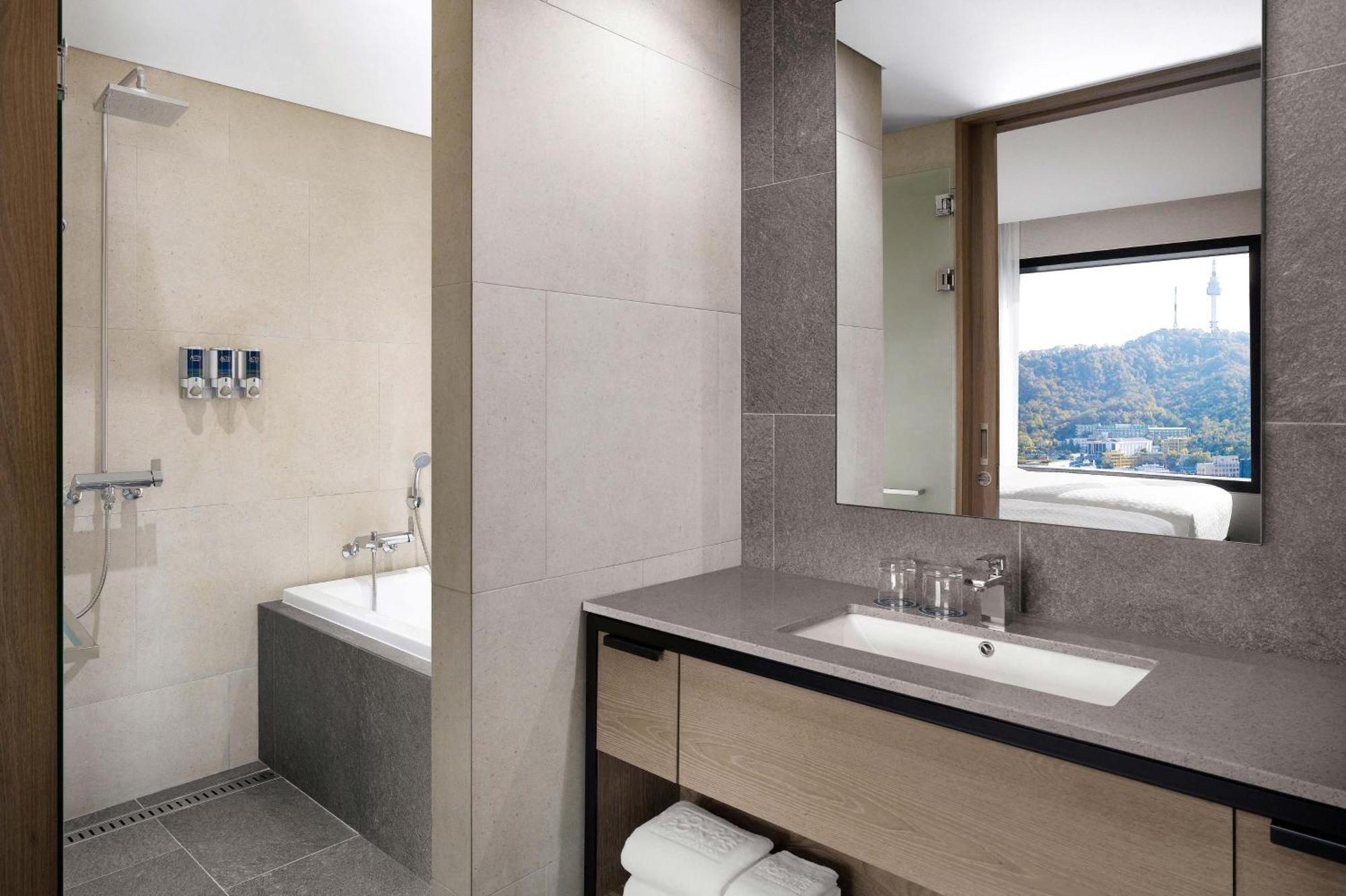 Four Points By Sheraton Josun, Seoul Myeongdong Екстер'єр фото